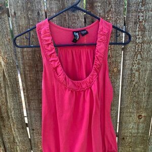 Weavers camisole ruffle neckline size jr XL